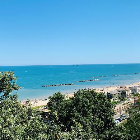 Abruzzodamare Amazing Apartments With Romantic Sea View Francavilla Al Mare Buitenkant foto