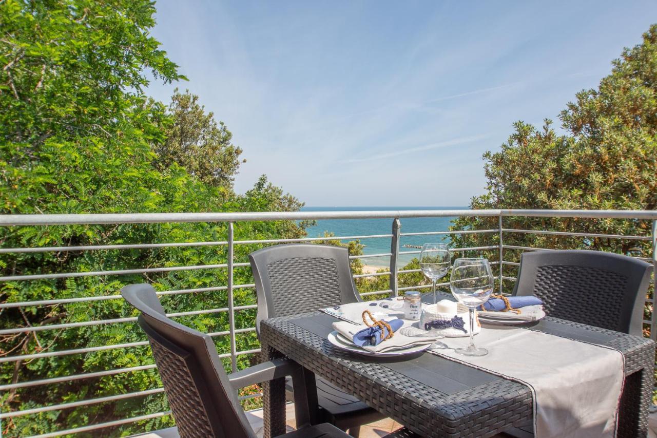 Abruzzodamare Amazing Apartments With Romantic Sea View Francavilla Al Mare Buitenkant foto