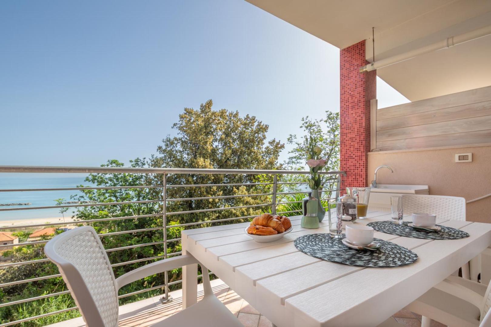 Abruzzodamare Amazing Apartments With Romantic Sea View Francavilla Al Mare Buitenkant foto